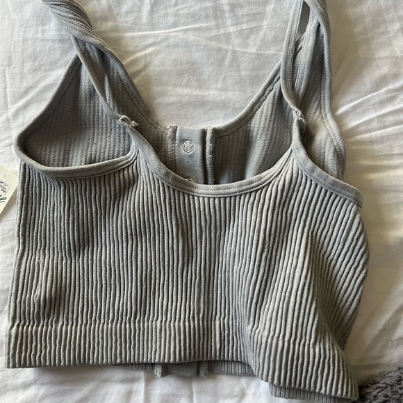 UNWORN arie tank - Picture 2 of 3